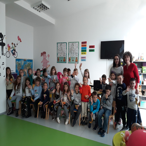 volonteri-medicinske-skole-s djecom-kutka-05